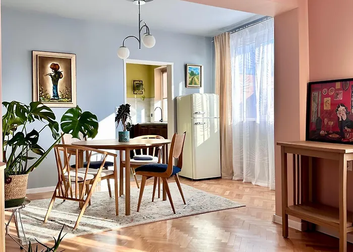 Vera With Free Parking *